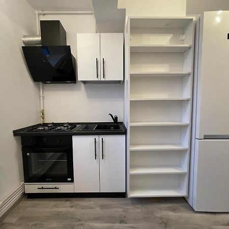 Apartament 55Mp In Centru Orasului Giurgiu Exterior foto