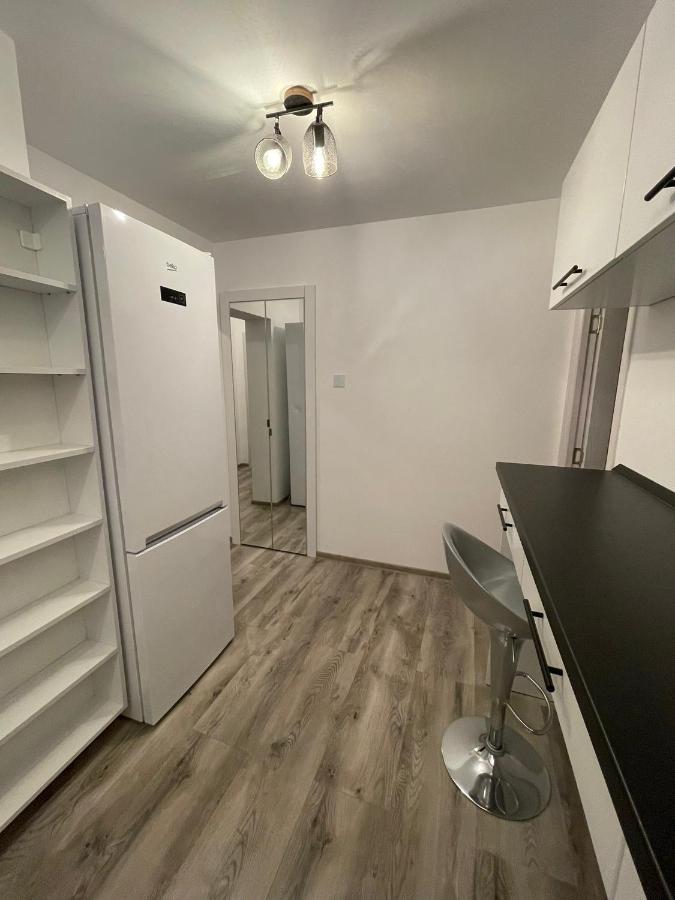 Apartament 55Mp In Centru Orasului Giurgiu Exterior foto